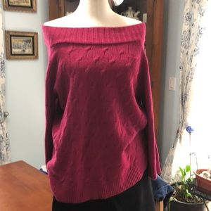 Convertible neck cable sweater from New York & Co size L In Fushia